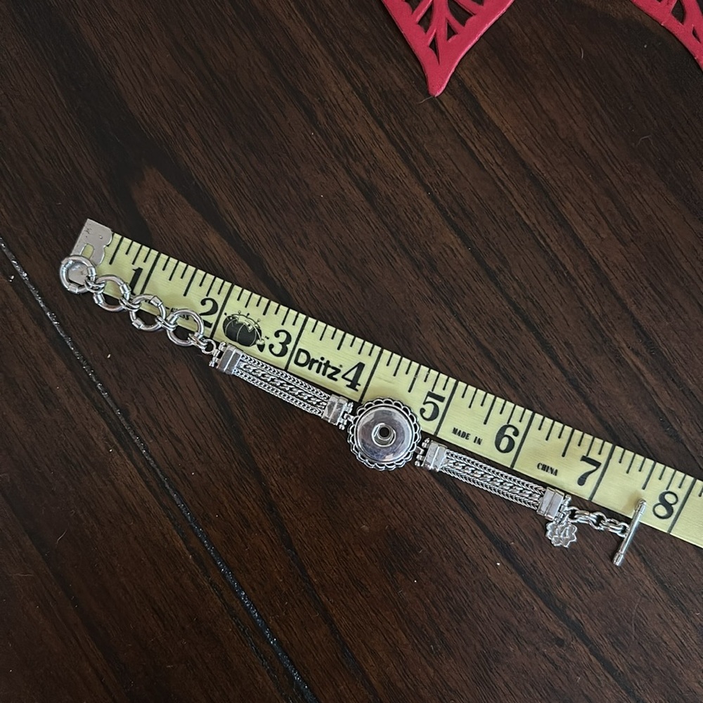Magnolia and Vine snap jewelry - Picture 5 of 5